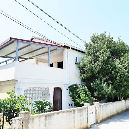 Dalmatino Apartmani Вир Экстерьер фото