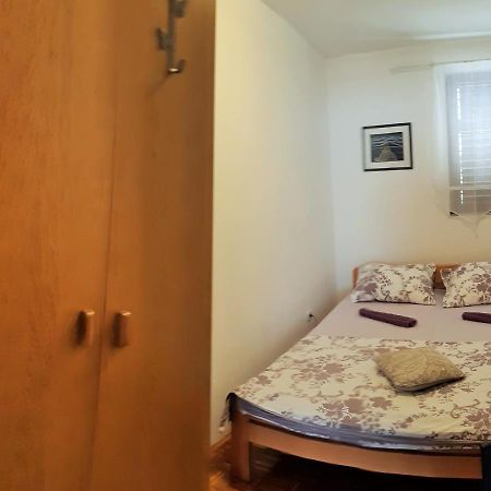 Dalmatino Apartmani Вир Экстерьер фото