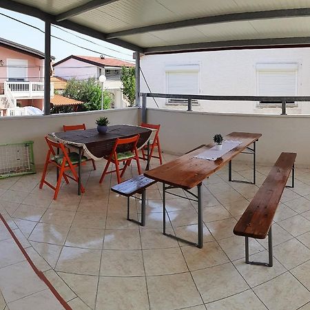 Dalmatino Apartmani Вир Экстерьер фото