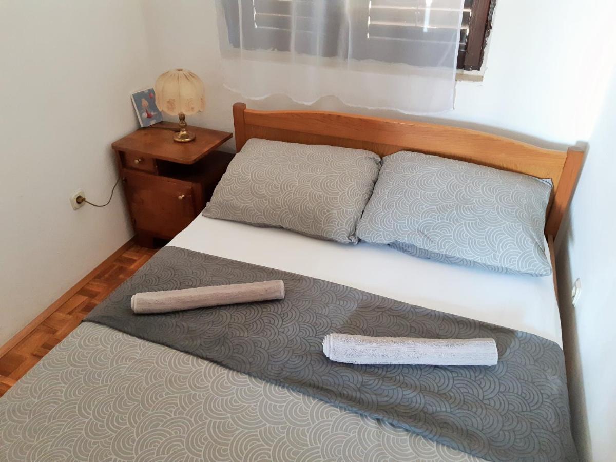 Dalmatino Apartmani Вир Экстерьер фото