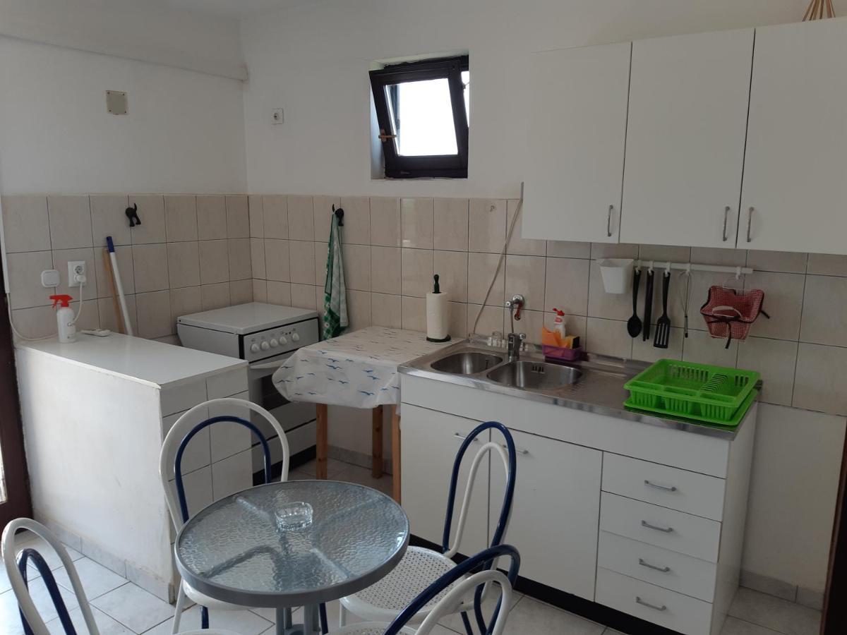 Dalmatino Apartmani Вир Экстерьер фото