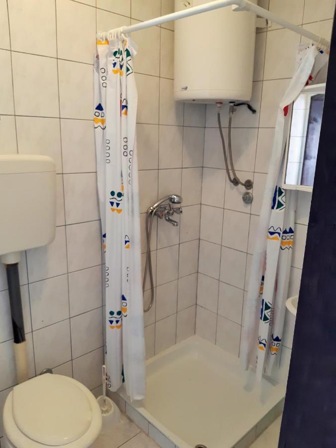 Dalmatino Apartmani Вир Экстерьер фото